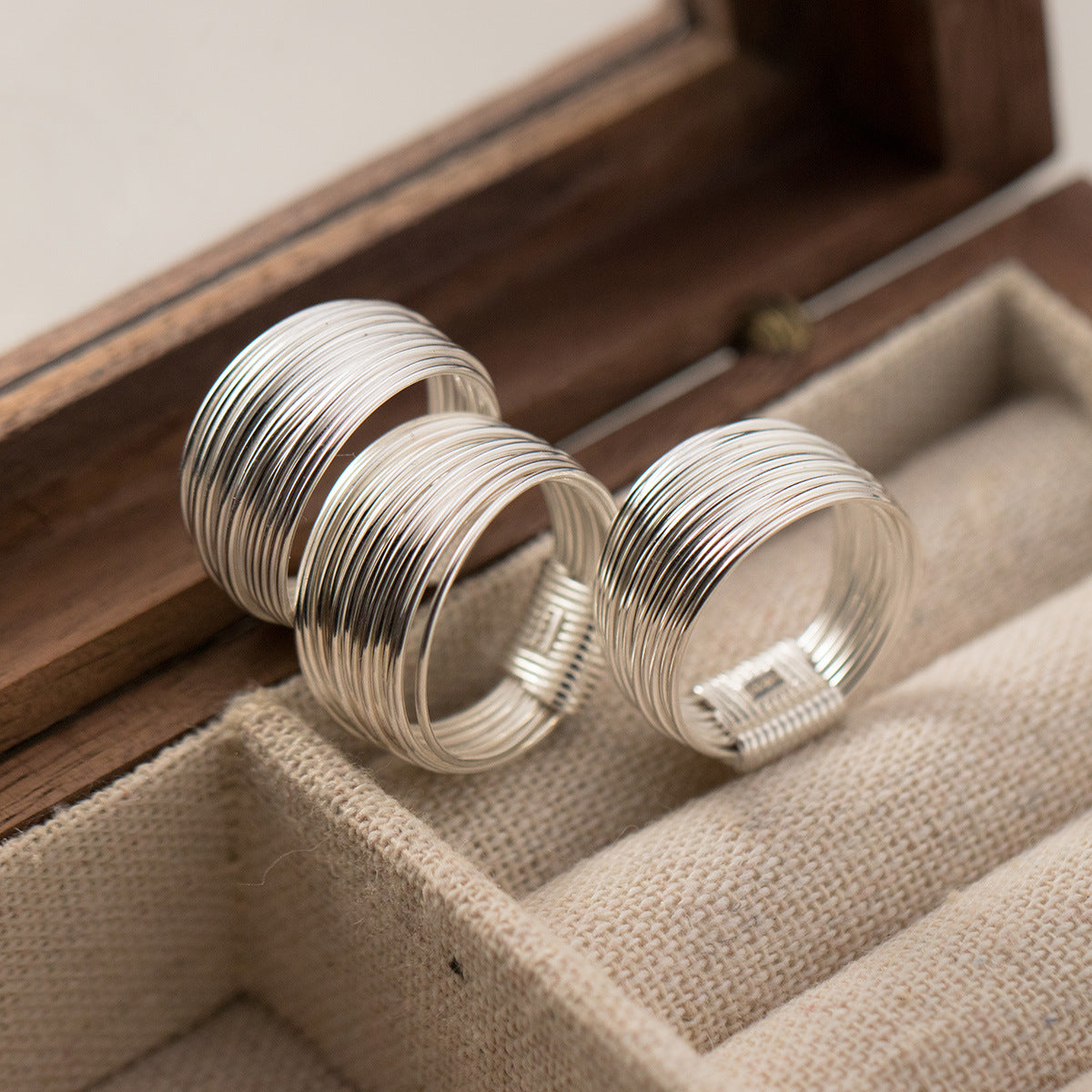 Flerskikts Linie Sterling Sølv Ring