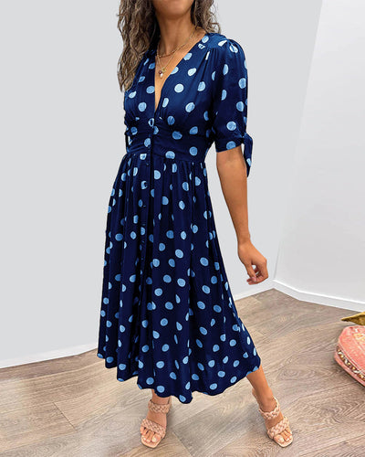 Priscilla Midi Kjole med Dots og Knapper