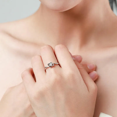 Nicoletta Ravelli Ring | Hvidguld