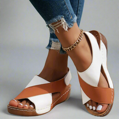 Alwine | Elegant Wedge Hæl i Premium Materiale