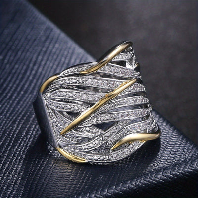 Chic Lagdelt Twist Ring