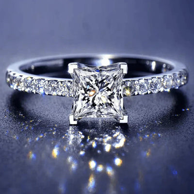 Leontina Gualtieri Ring | Hvidguld