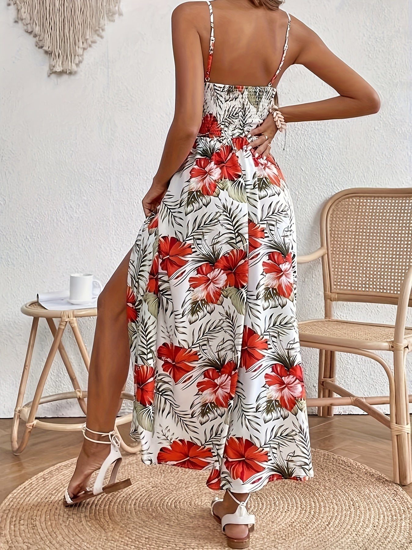 Elegant kjole med blomster Rosea