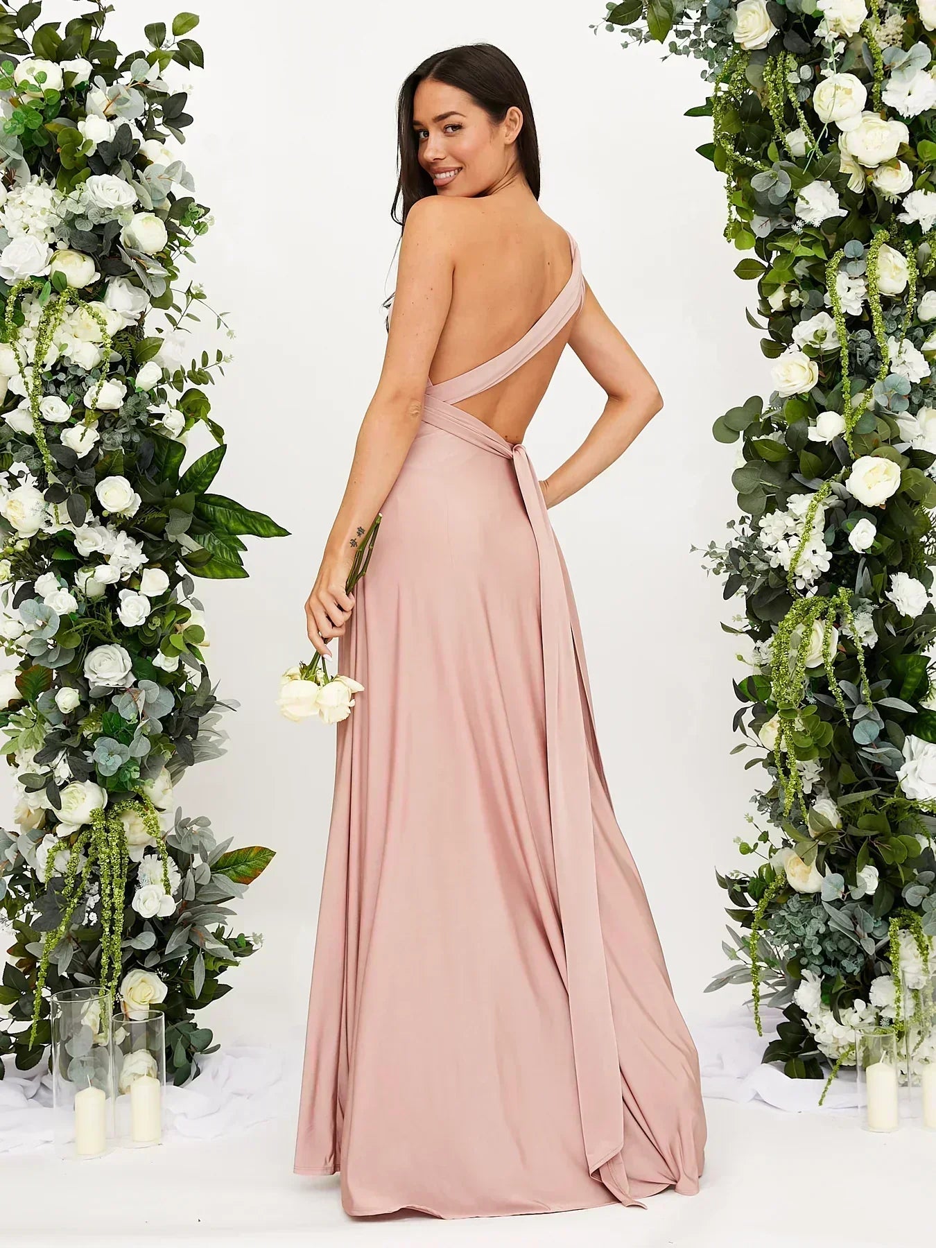 Nicole Mae | Elegant Alsidig Kjole