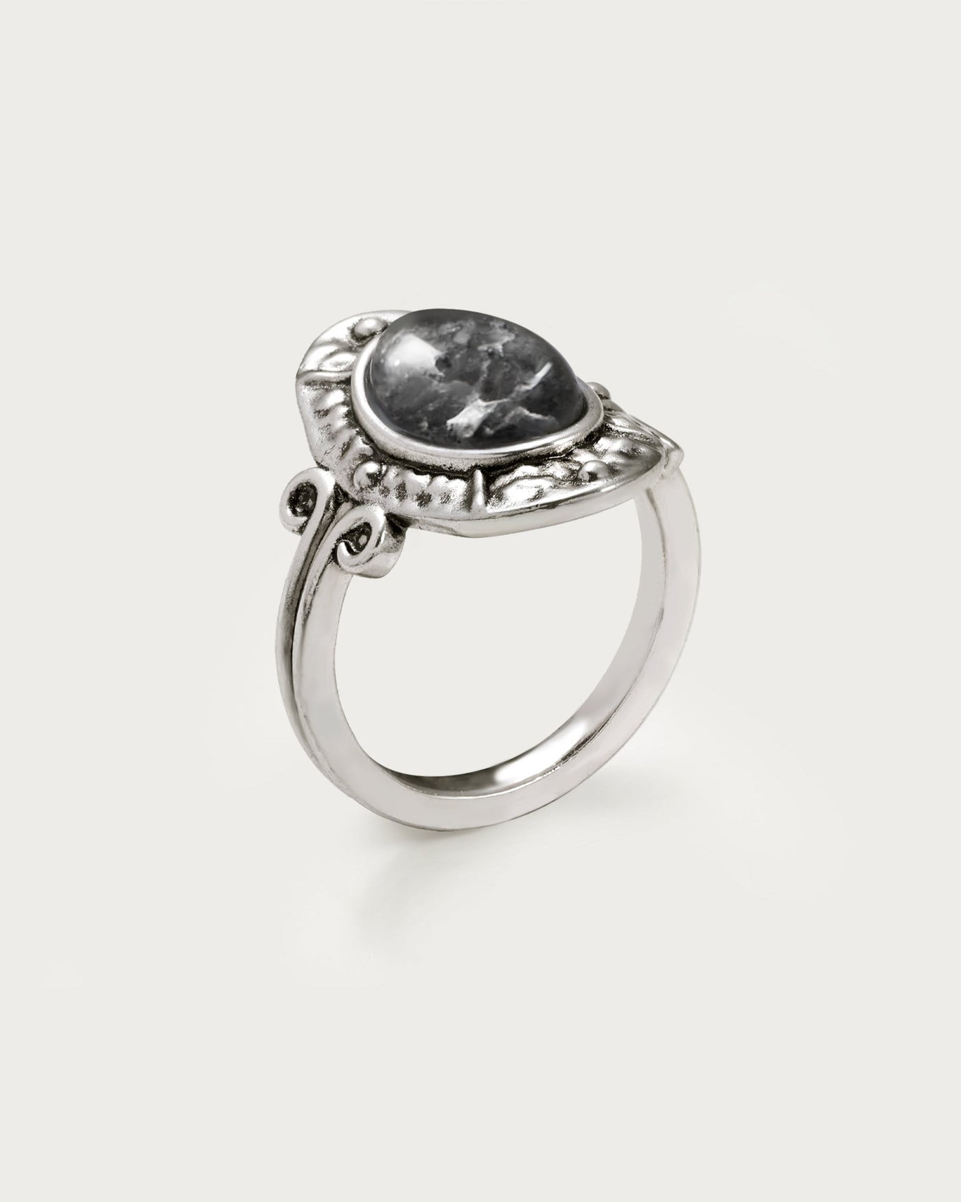 Lunar Veil Mosagat Ring