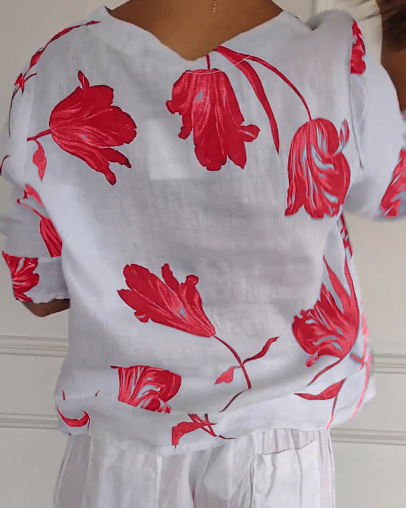 Top i bomuld og hør med blomsterprint