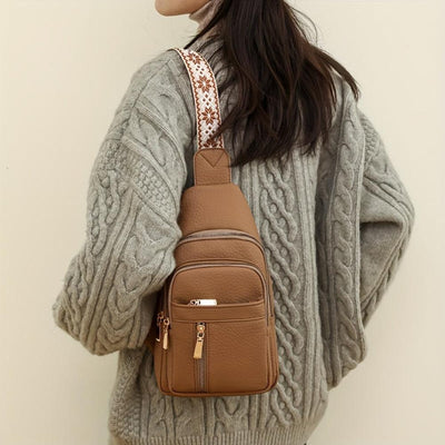Hazel Vintage Chest Crossbody Taske