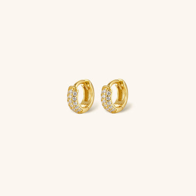 Opdag de unikke huggies øreringe Amy | 18k guld