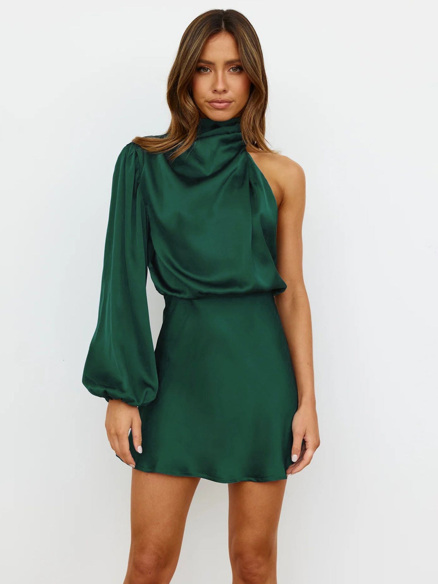 Aftenkjole Rosea Satin Drape med én skulder