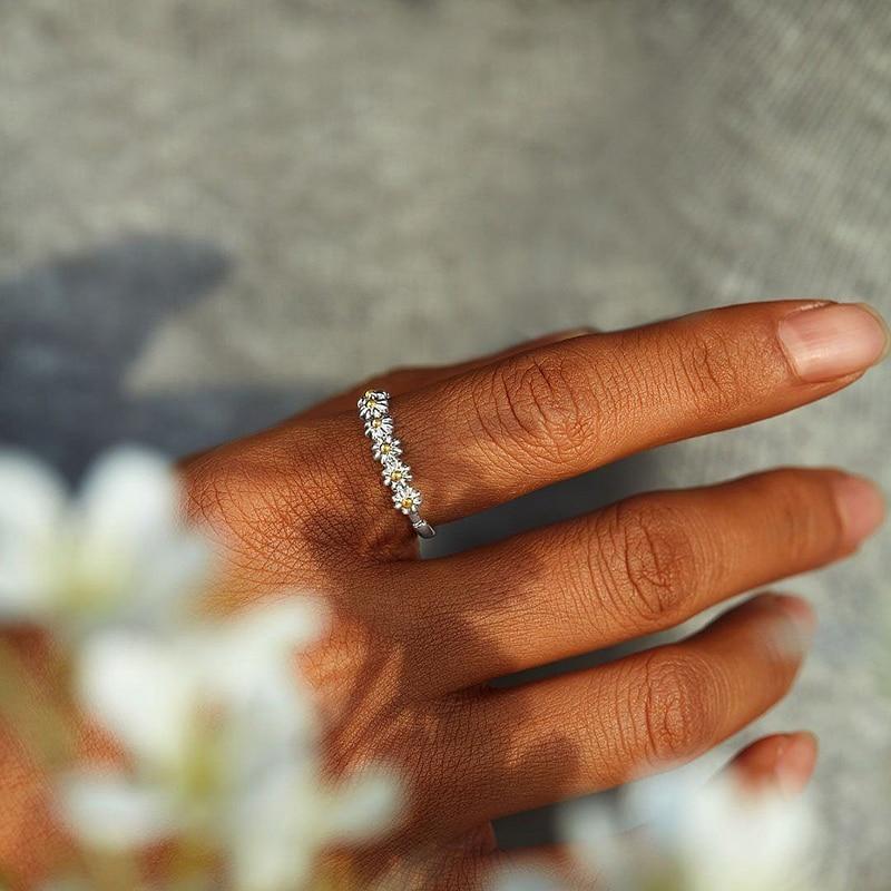 Justerbar Sølv Marguerite Ring Håndemaljeret - DK