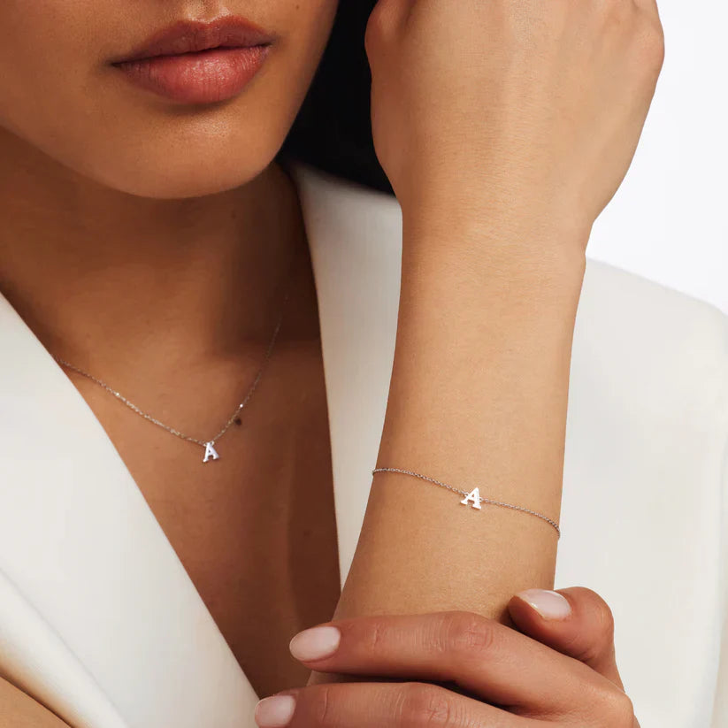 Vita Signa Initial Armbånd | Hvidguld 14k