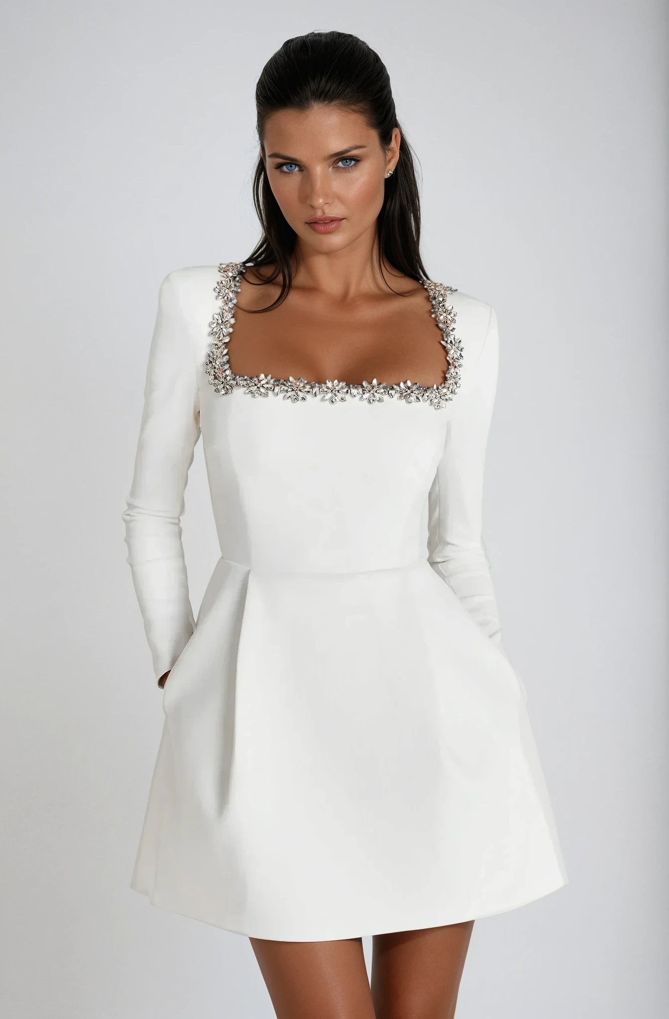 Rosea Elegancka Mini Kjole