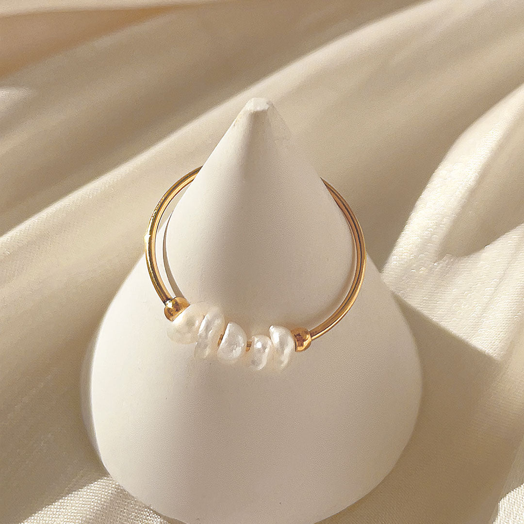 magnolia ring med ferskvandsperler | 18k Guld