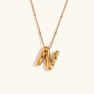 Næseørering med initialer i bobleform | Guld 18k