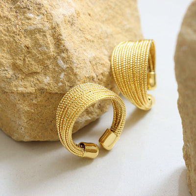 Vera ring med åben ende |  18k guld
