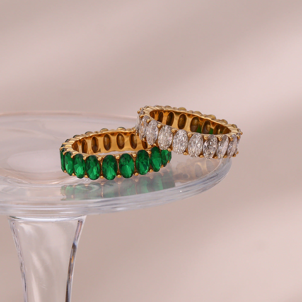 Antoinette Ring med Diamantsimulant | 18k Guld