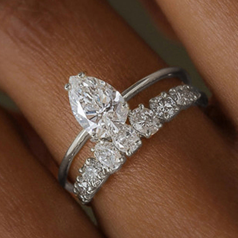 Vivienne Hartley Ring | Hvidguld