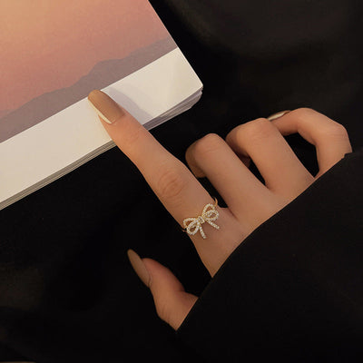 Henrietta Ring med Guld Bånd | Guld 18k