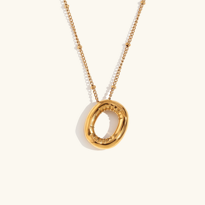 Næseørering med initialer i bobleform | Guld 18k