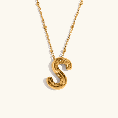 Næseørering med initialer i bobleform | Guld 18k