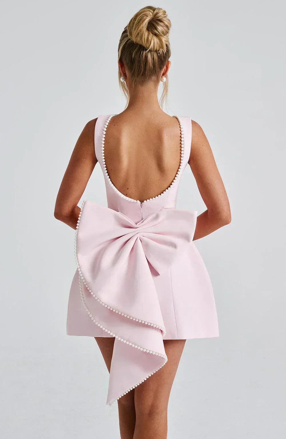 Mini kjole Rosea Pearl Bow