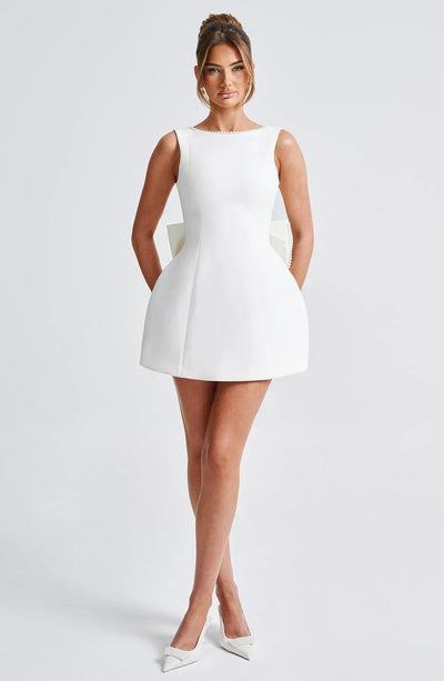 Mini kjole Rosea Pearl Bow