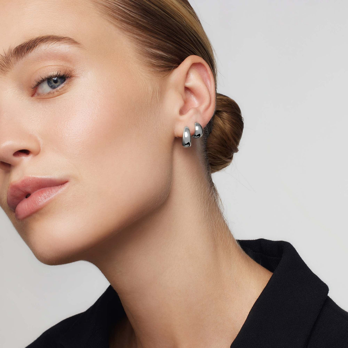Rue Mini Hoops | Hvid Guld 18k