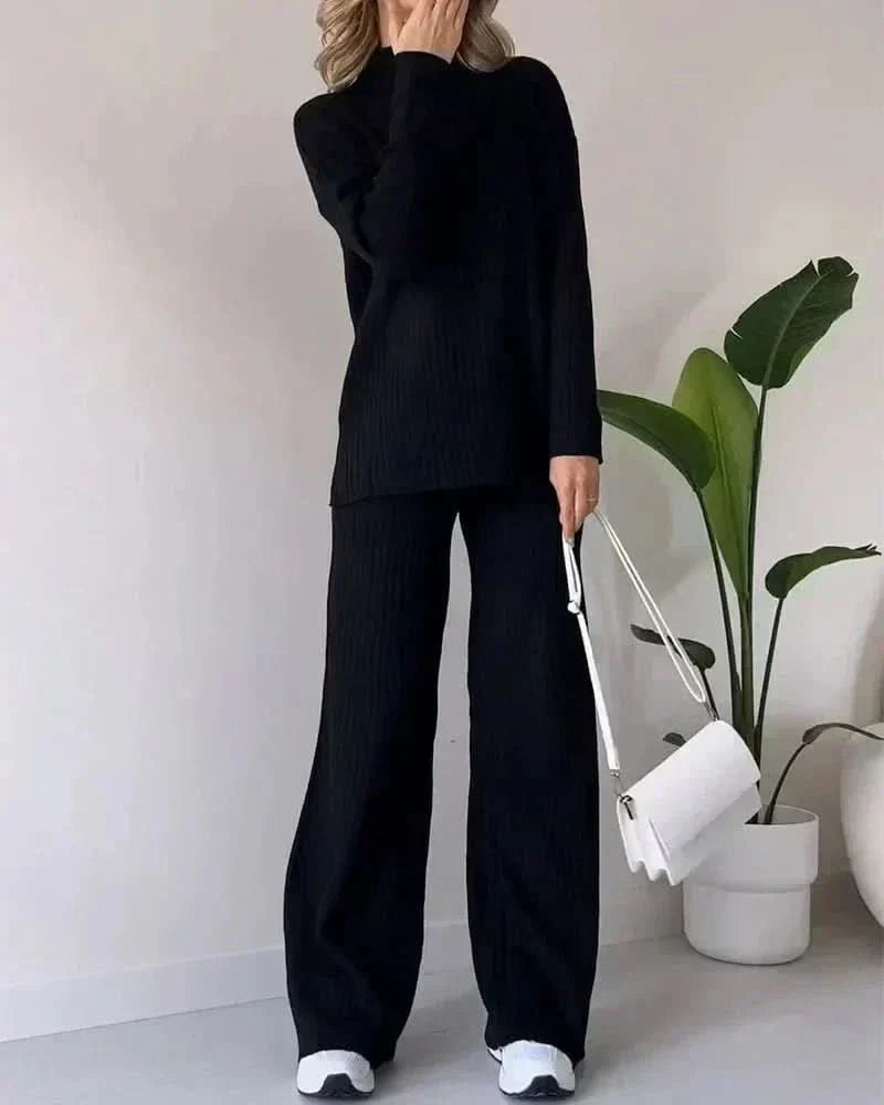 Daisy™ Sæt: Elegant Bluse og Bukser fra Olsen & Olsen™ - DK