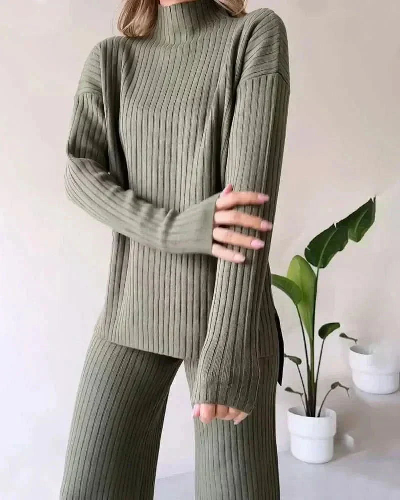 Daisy™ Sæt: Elegant Bluse og Bukser fra Olsen & Olsen™ - DK