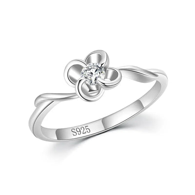 Nicoletta Ravelli Ring | Hvidguld