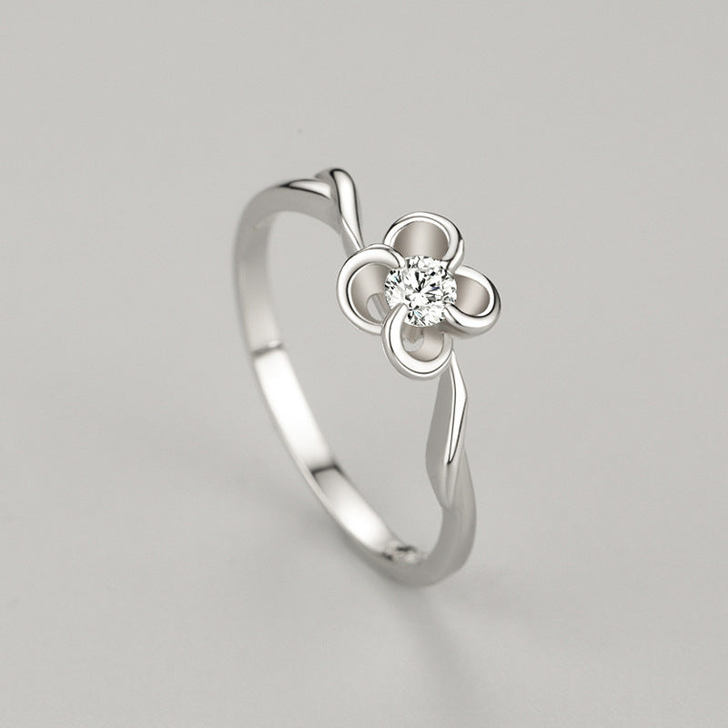 Nicoletta Ravelli Ring | Hvidguld