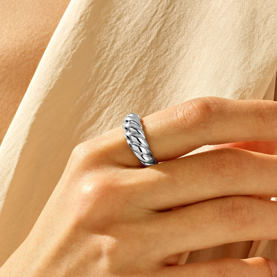 Croissant Ring | Hvidguld 14k
