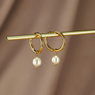 Bella øreringe med ferskvandsperler | Guld 18k