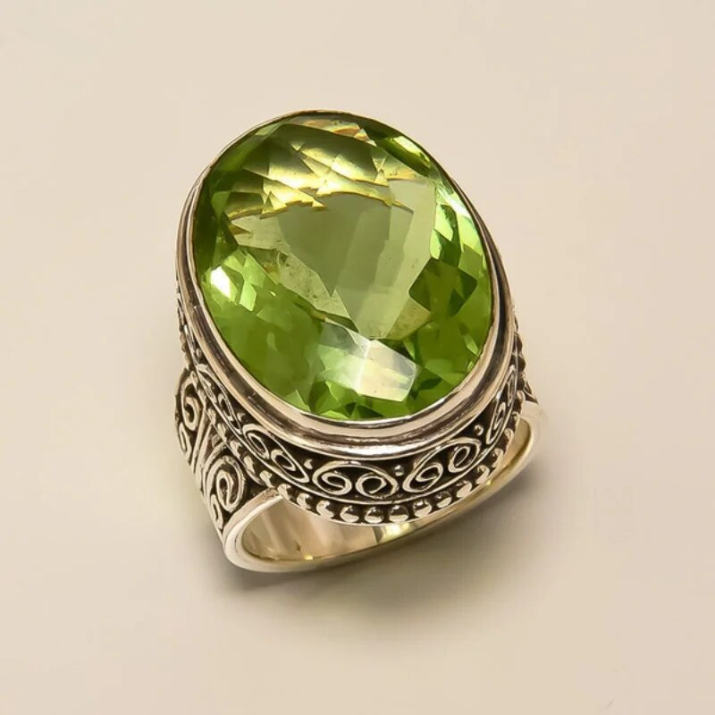 Tidless Oliven Krystal Ring