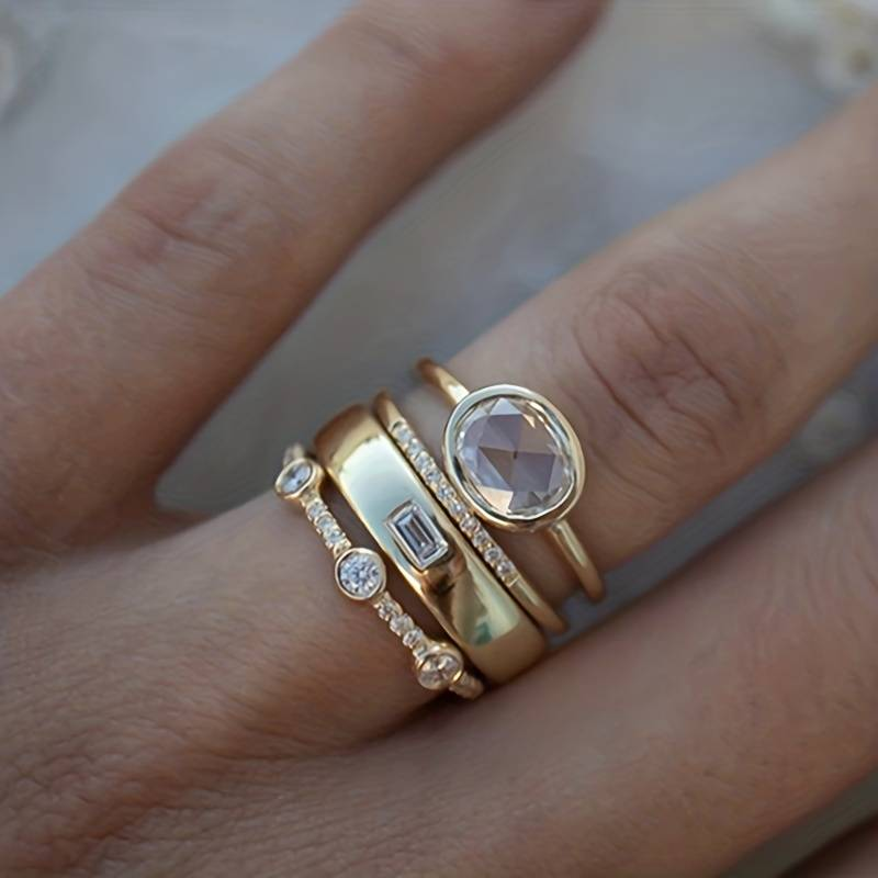 Vintage Ring Sæt i Guld og Zirkonia - DK