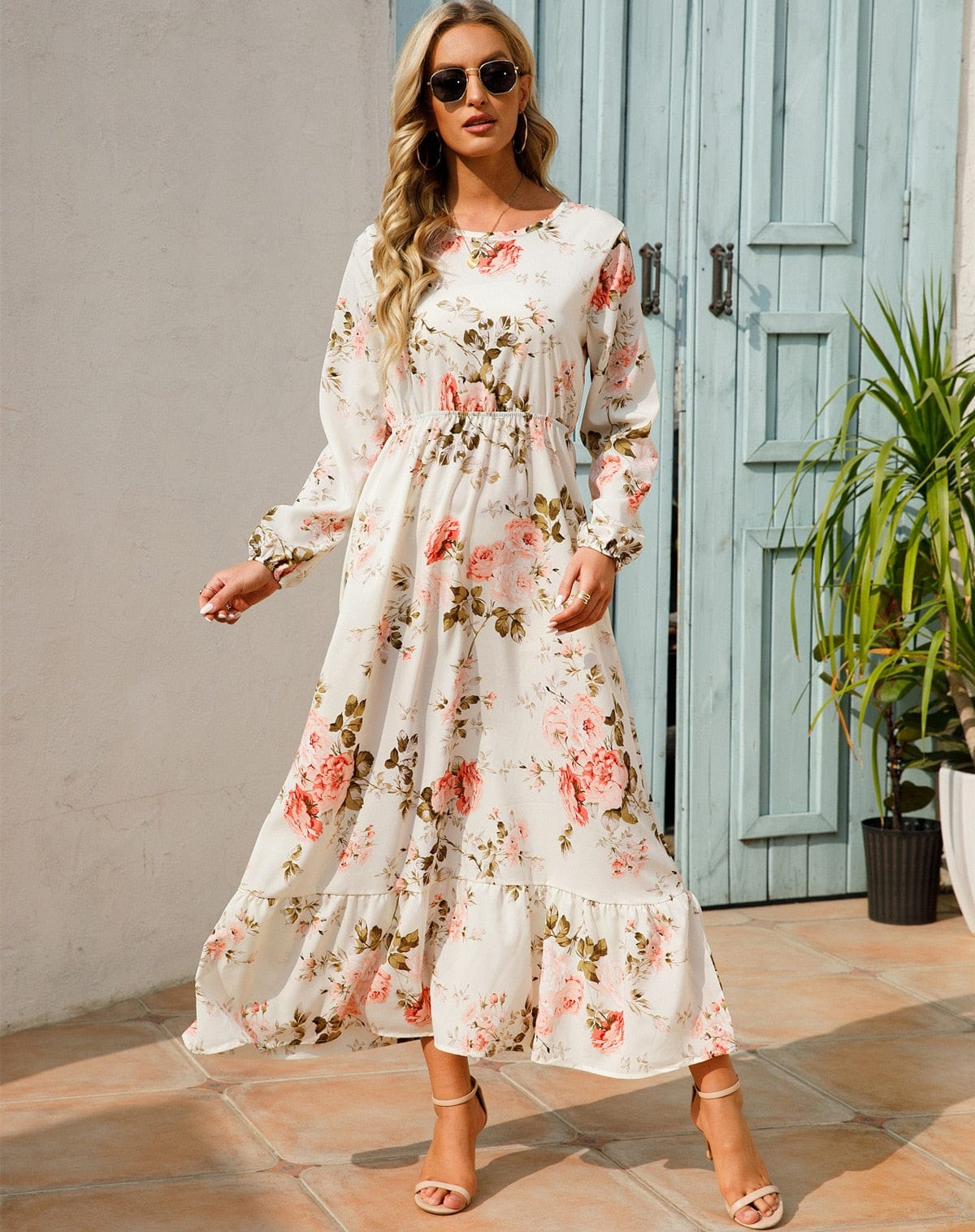 Julia | Hvid Langærmet Maxi Kjole med Somrende Blomsterprint