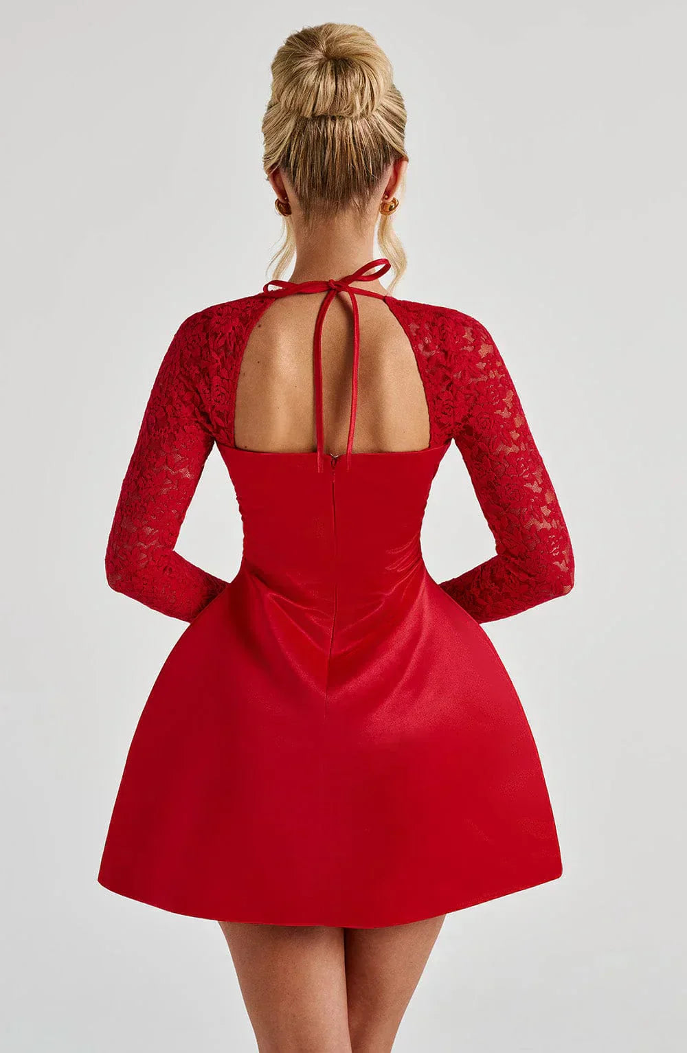Rosa satin mini kjole