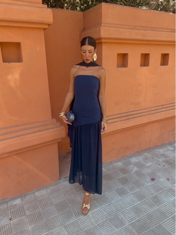 Mila | Chique Strapless Midi Kjole