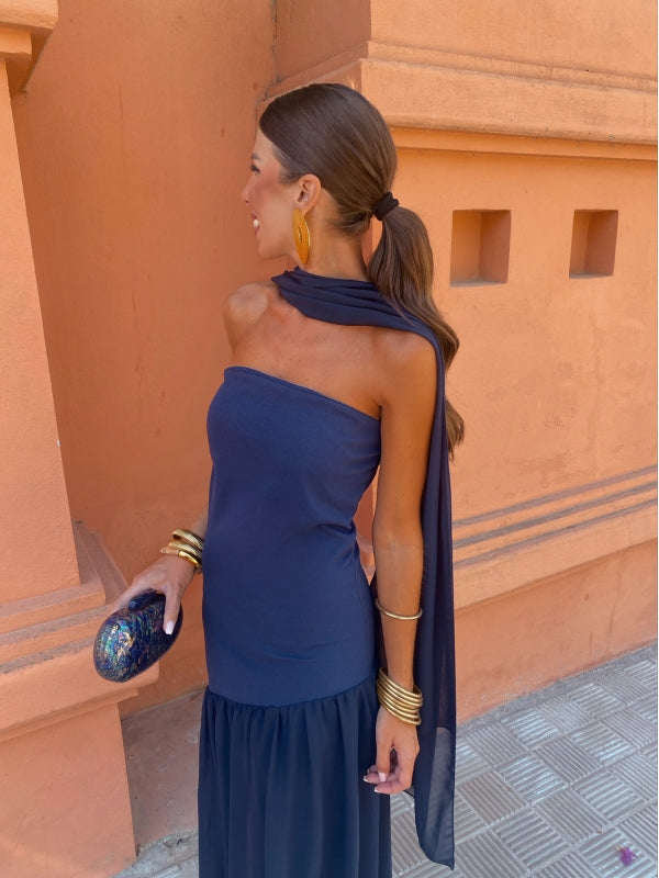 Mila | Chique Strapless Midi Kjole