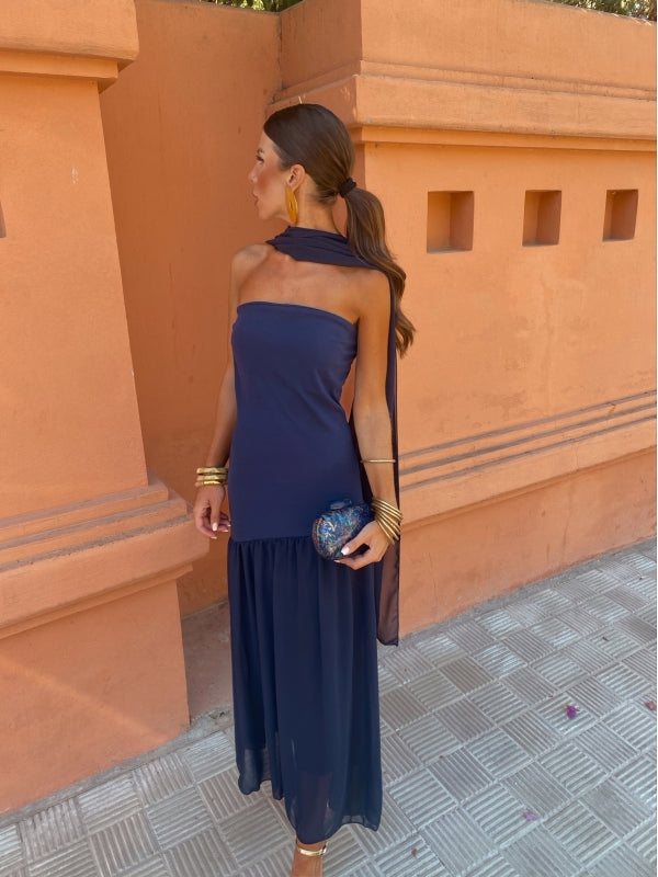 Mila | Chique Strapless Midi Kjole